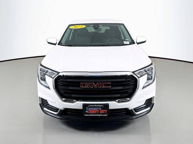 Used 2024 GMC Terrain SLE with VIN 3GKALTEG7RL375004 for sale in Bloomington, IL