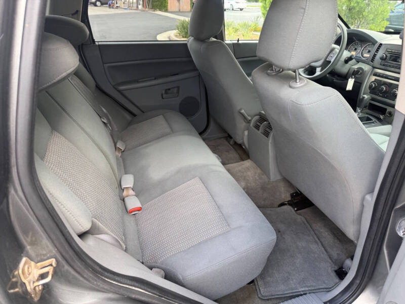 2007 Jeep Grand Cherokee Laredo