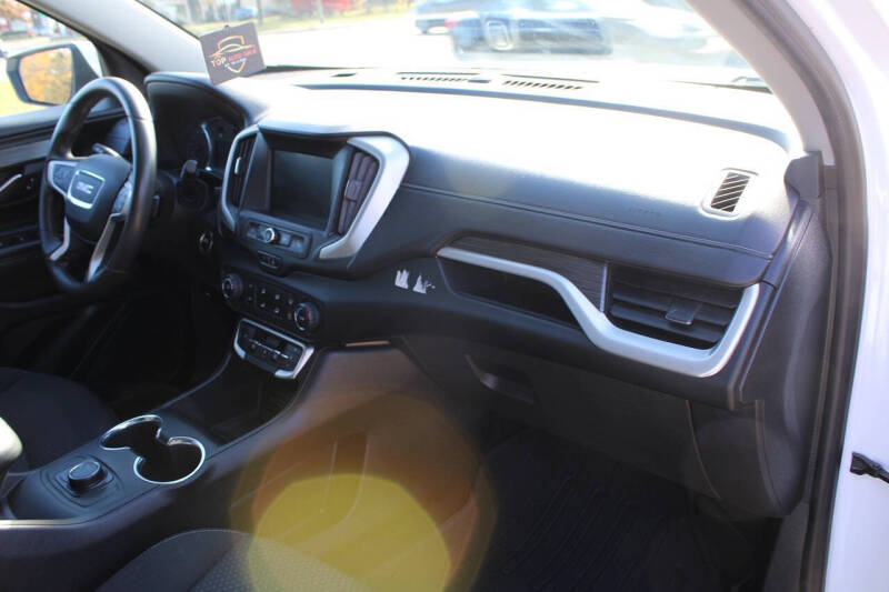 2023 GMC Terrain SLE