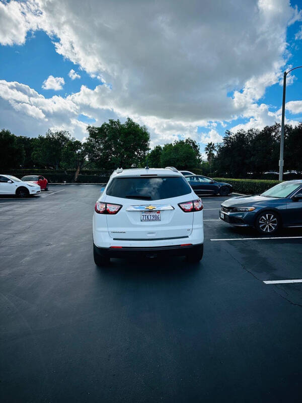 2017 Chevrolet Traverse LT