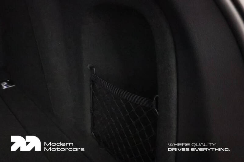 2025 Porsche Macan S