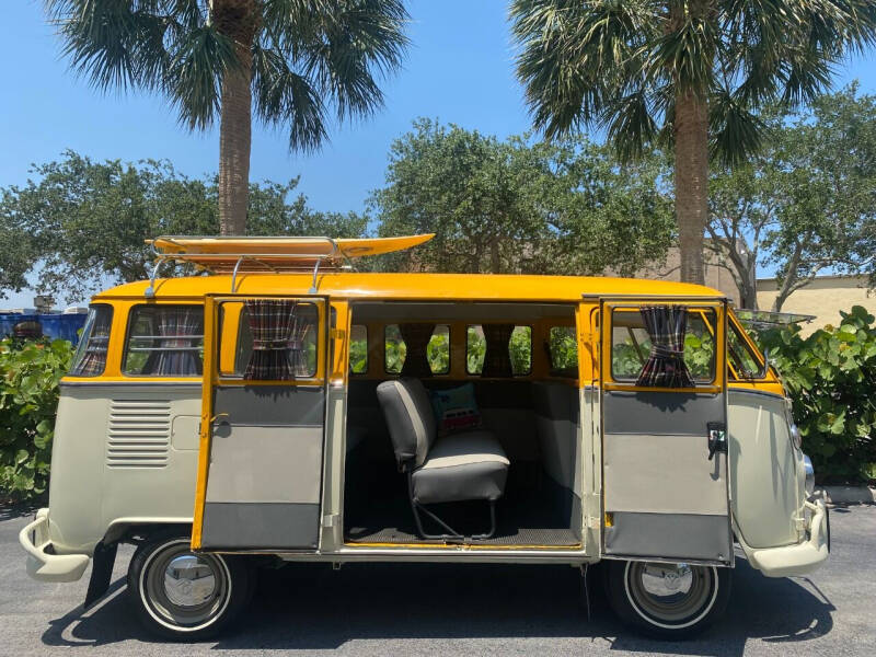 1975 Volkswagen Bus