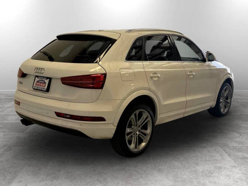 2017 Audi Q3 2.0T Premium Plus