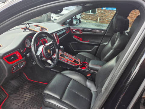 2016 Porsche Macan S