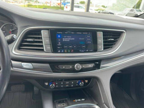 2023 Buick Enclave Premium