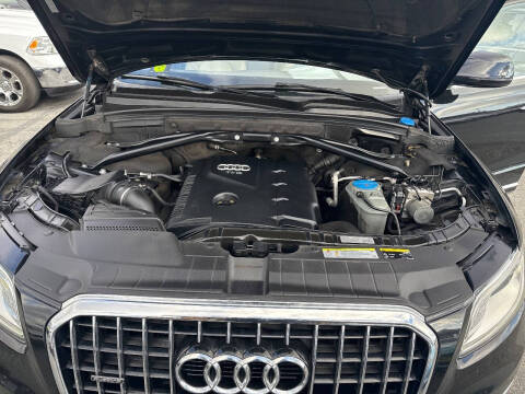 2016 Audi Q5 2.0T quattro Premium Plus