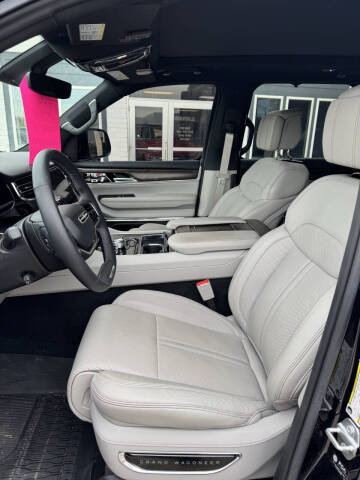 2025 Jeep Grand Wagoneer