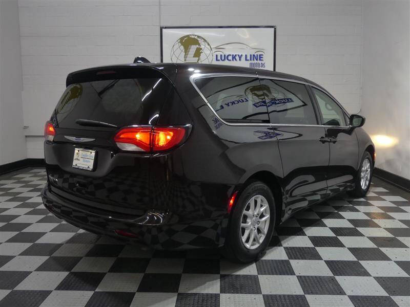 2018 Chrysler Pacifica LX