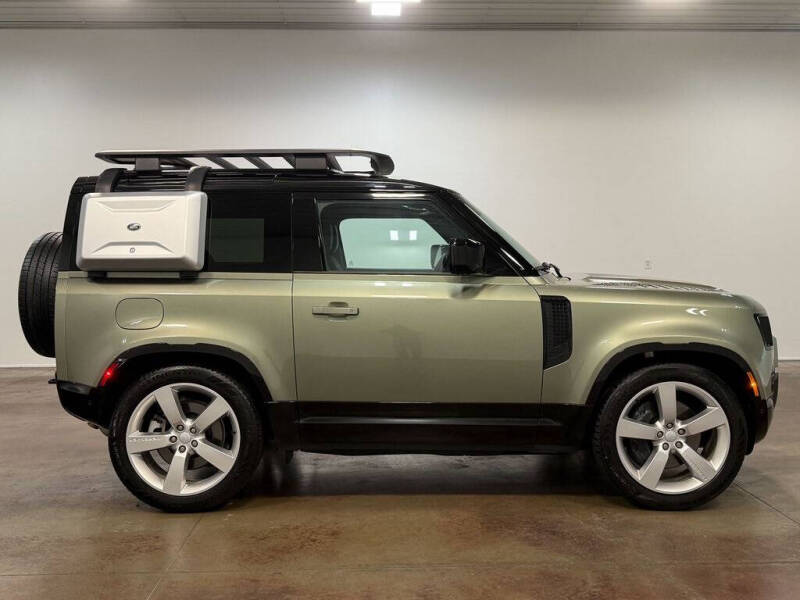 2024 Land Rover Defender 90 P400 X-Dynamic SE