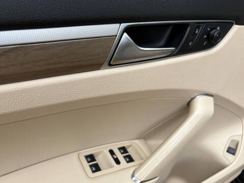 2018 Volkswagen Passat 2.0T SE