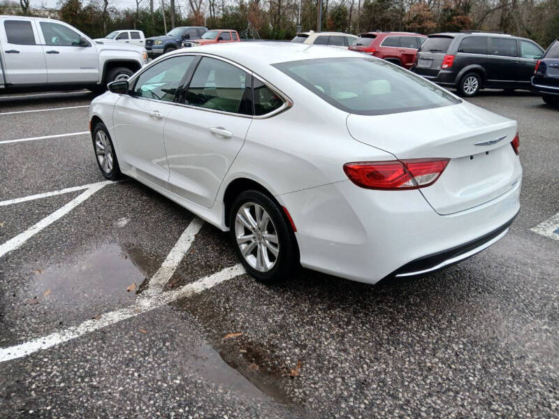 2015 Chrysler 200 Limited