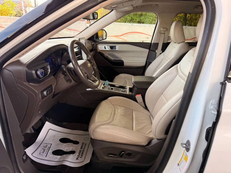 2020 Ford Explorer Platinum