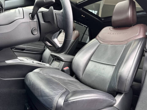 2020 Ford Explorer Platinum