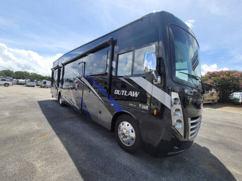 2021 Thor Industries Outlaw 38KB