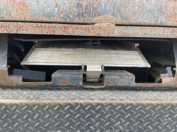 2014 Freightliner M2 106