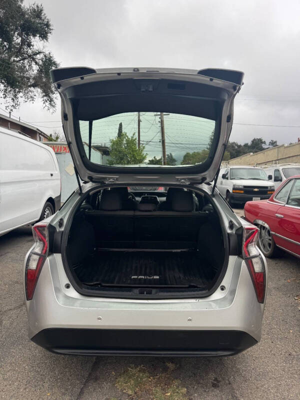 2018 Toyota Prius One