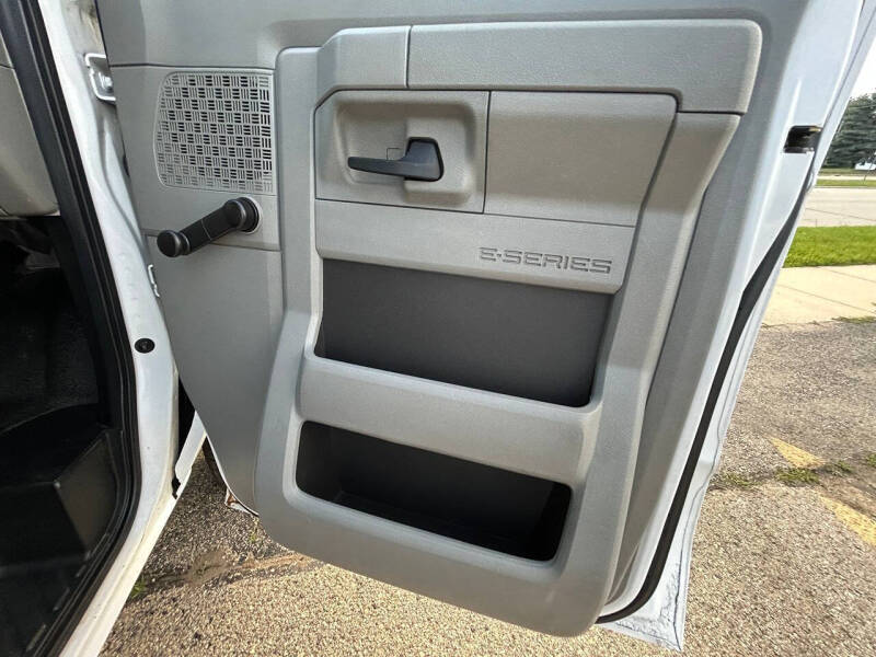 2013 Ford E-Series