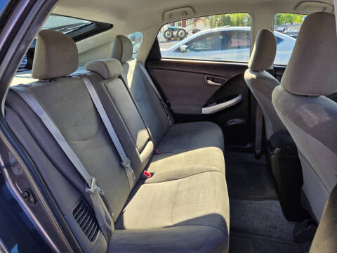 2015 Toyota Prius Two