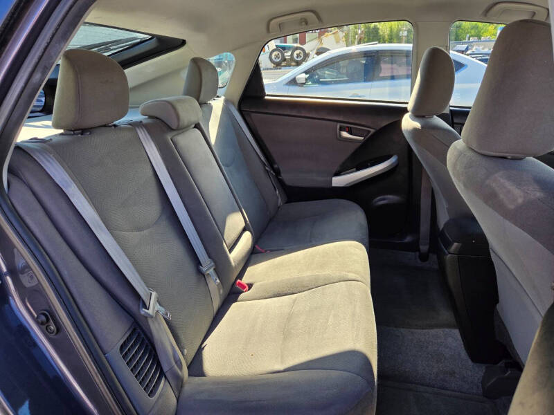 2015 Toyota Prius Two