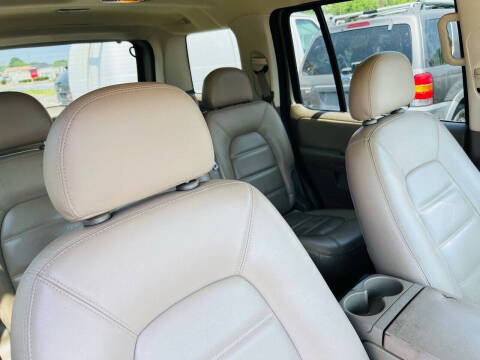 2005 Ford Explorer XLT