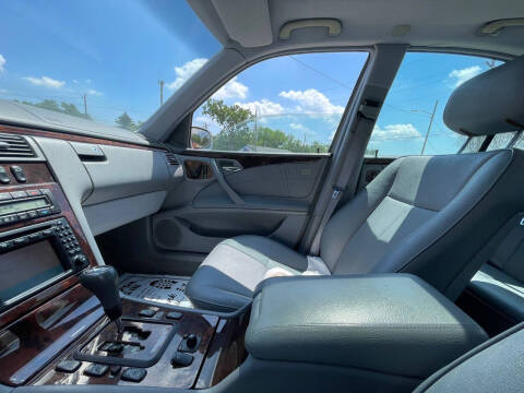 2000 Mercedes-Benz E-Class E 320