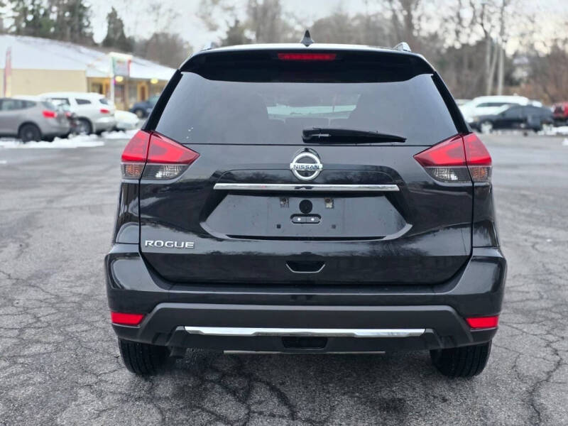 2018 Nissan Rogue S