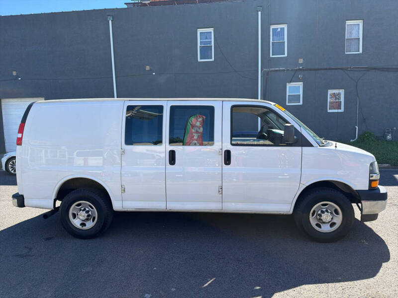 2020 Chevrolet Express 2500