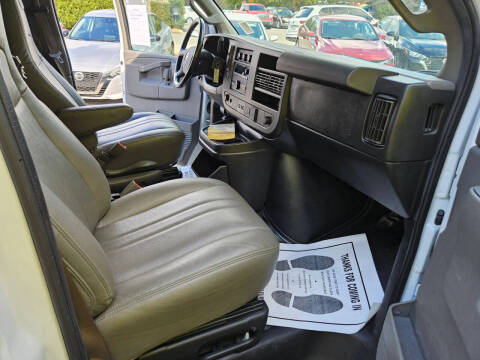 2021 Chevrolet Express 2500