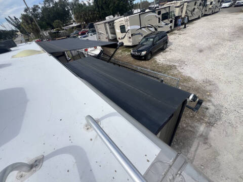 2013 Thor Motor Coach CHALLENGER 37GT