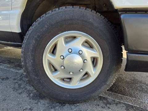 2011 Ford E-Series E-250