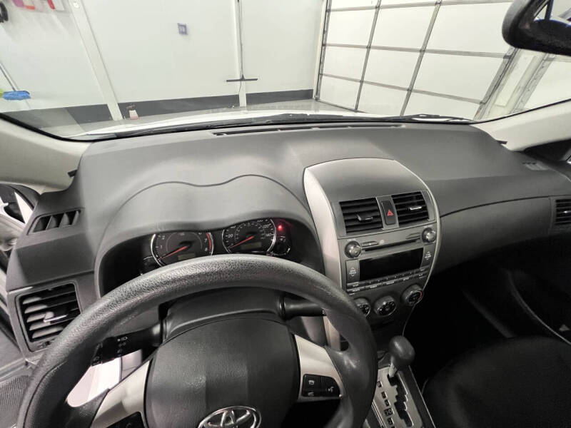 2011 Toyota Corolla S