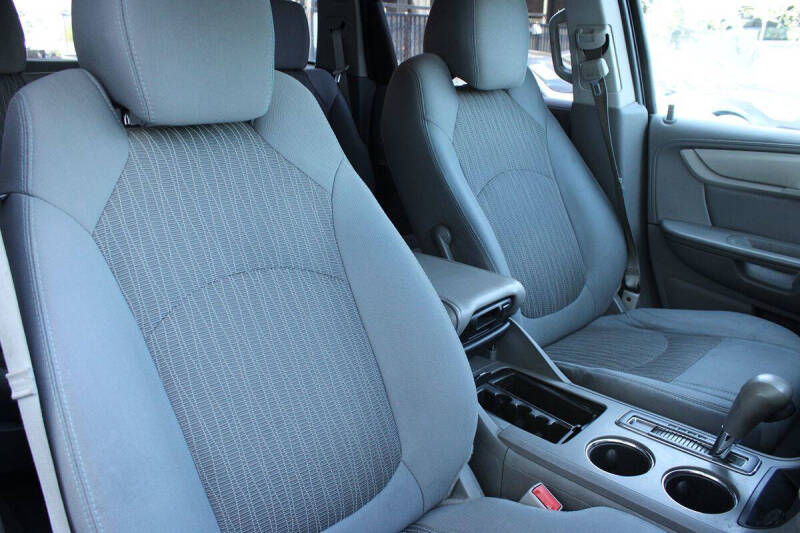 2014 Chevrolet Traverse LS