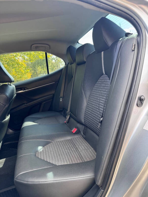 2018 Toyota Camry SE