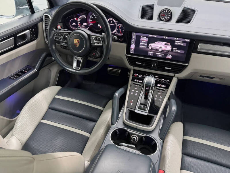 2020 Porsche Cayenne Turbo