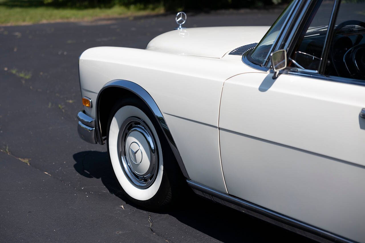 1971 Mercedes-Benz 600 for sale at Autowerks in Cary, IL