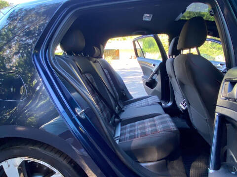 2018 Volkswagen Golf GTI S