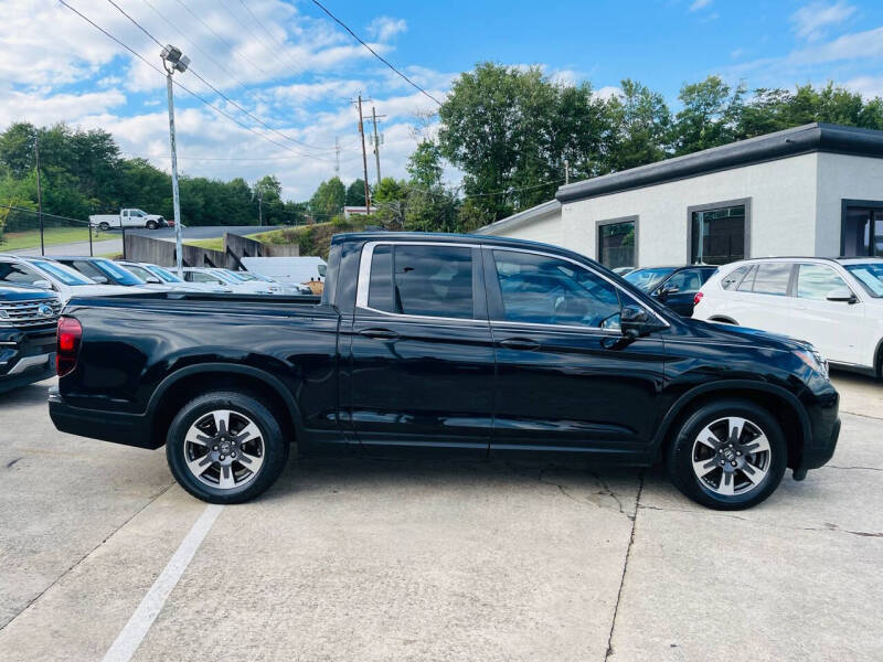 2017 Honda Ridgeline RTL-T photo 5