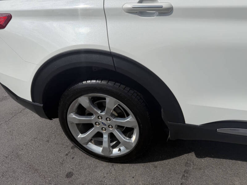 2020 Ford Explorer Platinum