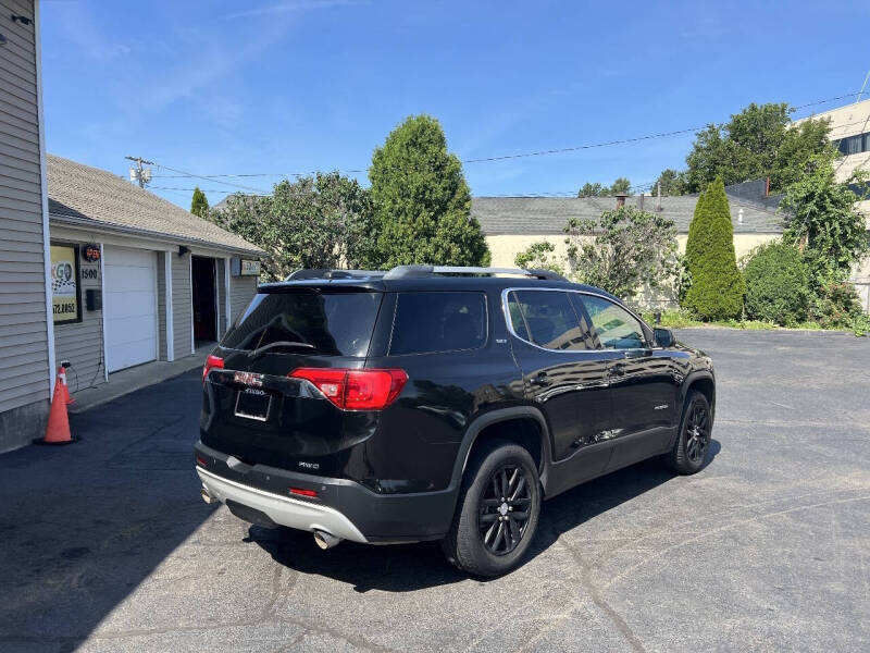 2019 GMC Acadia SLT-1
