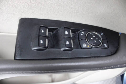 2019 Lincoln Nautilus Select