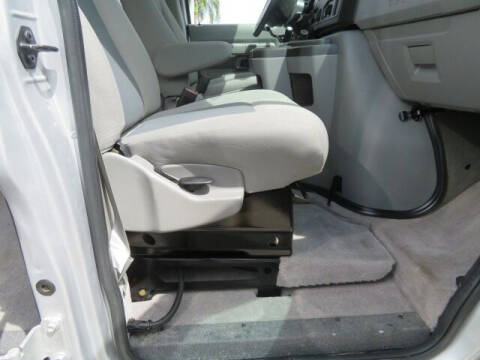 2014 Ford E-Series E-150 XLT