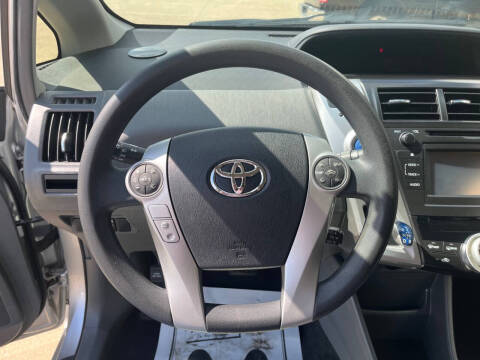 2012 Toyota Prius v Two