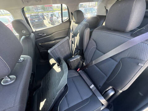 2023 GMC Acadia SLE