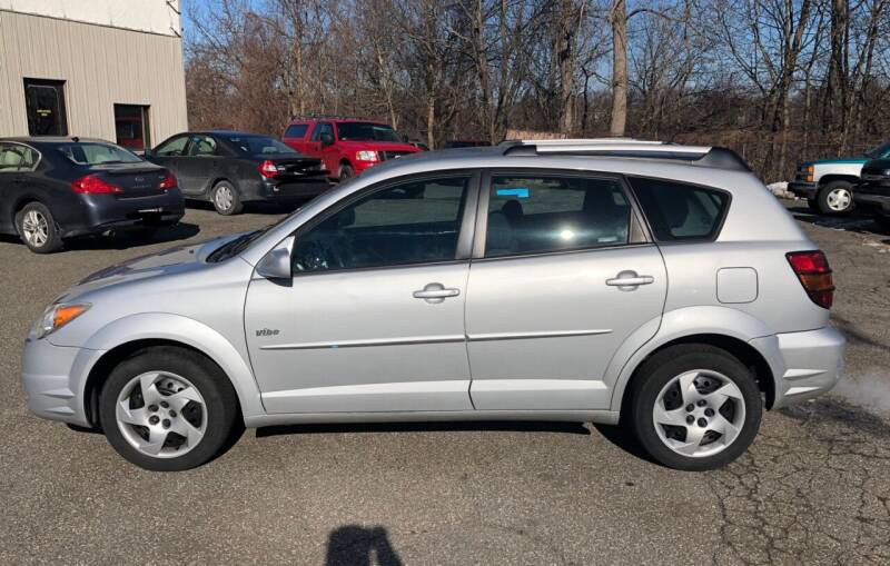 2005 Pontiac Vibe for sale at New Look Auto Sales Inc in Indian Orchard MA
