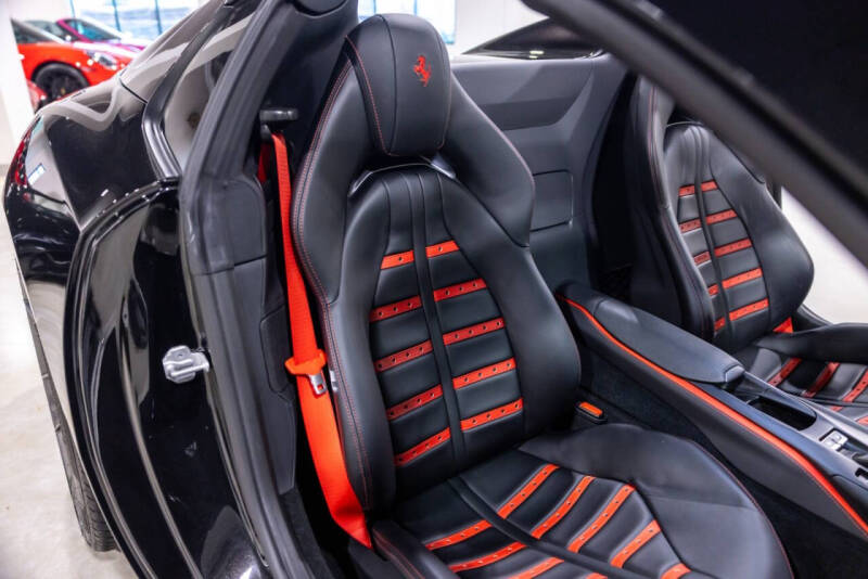 2021 Ferrari 812 GTS