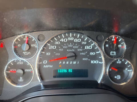 2023 Chevrolet Express 2500