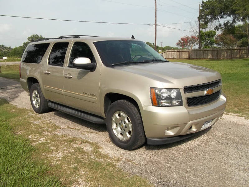 2014 Chevrolet Suburban for sale at Hartman's Auto Sales in Victoria TX