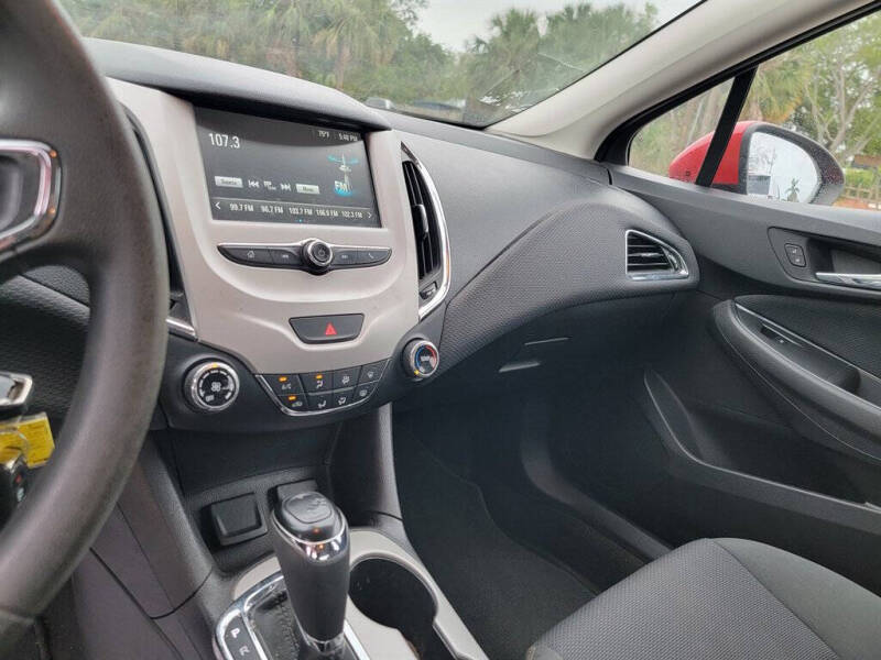 2017 Chevrolet Cruze LS Auto