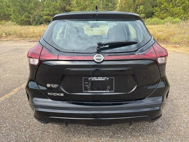 2021 Nissan Kicks S