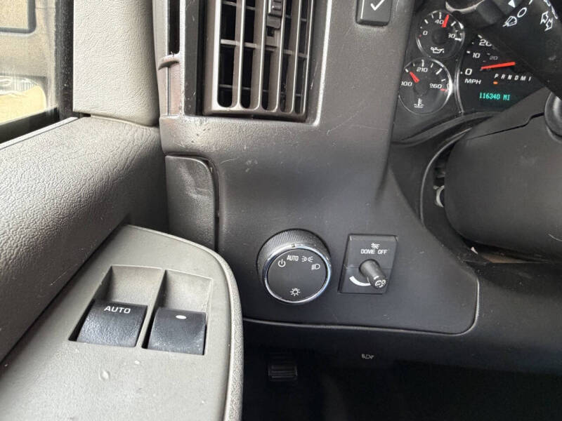 2017 Chevrolet Express 2500